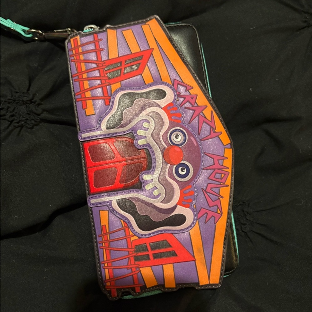 Loungefly Wallet - Killer Klowns